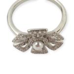 Beautiful 925 Sterling Silver Ring in Flower Shape with Beautiful Design